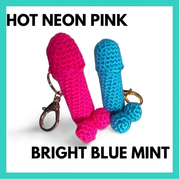 🍆BUY NOW🍆Handmade Cheeky Crochet Chapstick Holder Keychain - Picture 5 of 14